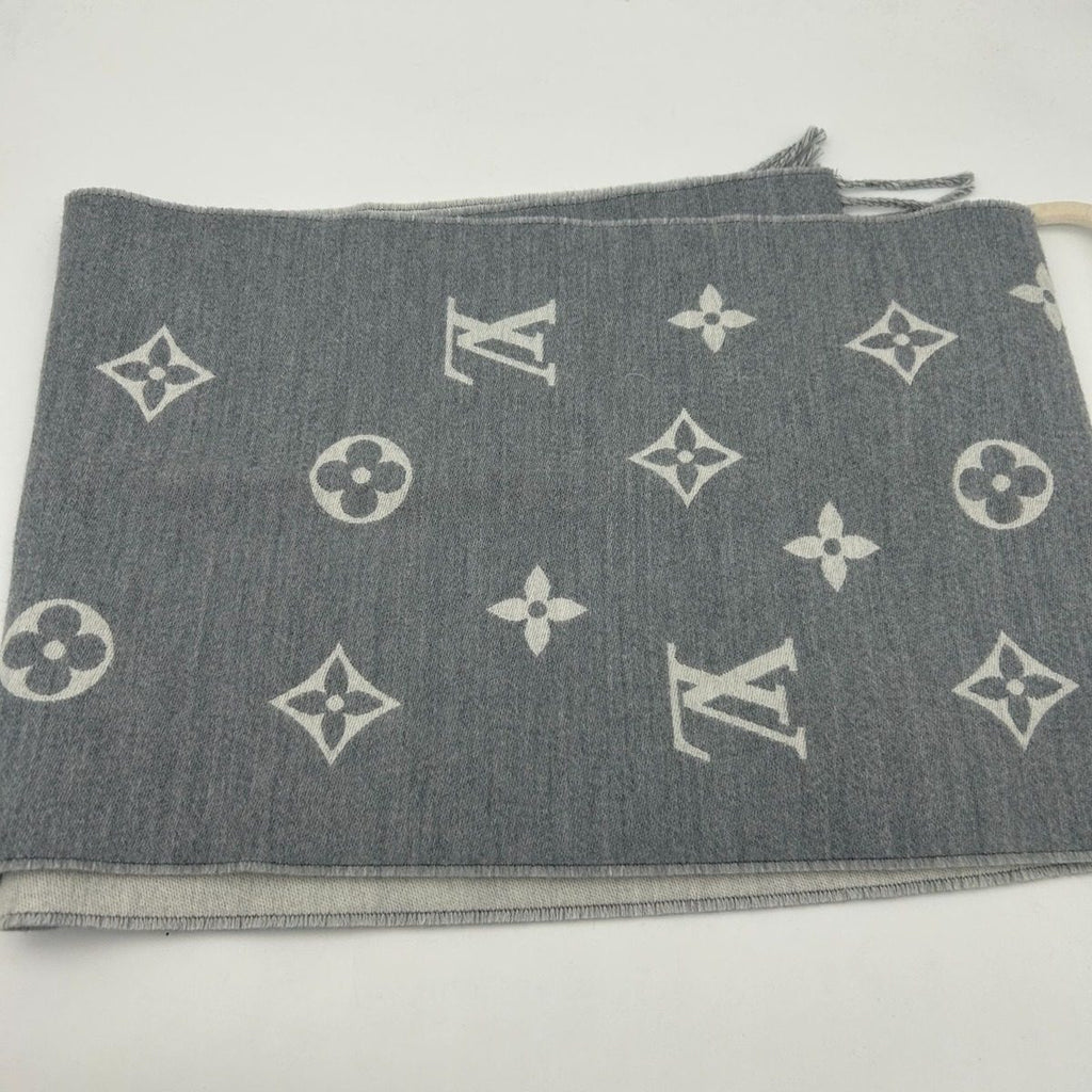 Louis Vuitton Scarf All About Monogram — view 6
