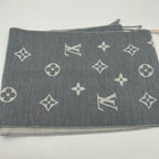 Louis Vuitton Scarf All About Monogram — view 6