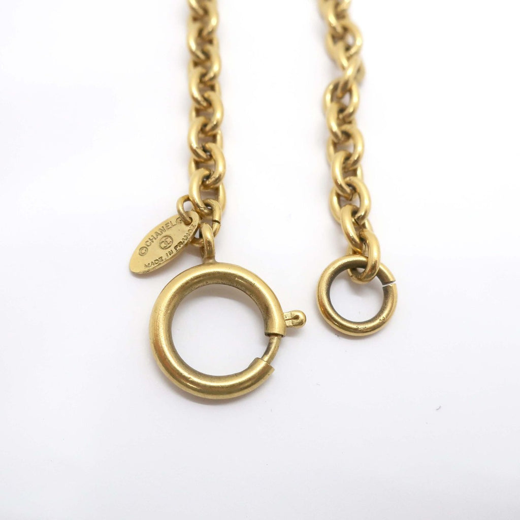 Chanel Necklace Round CC Logo Vintage Gold — view 6