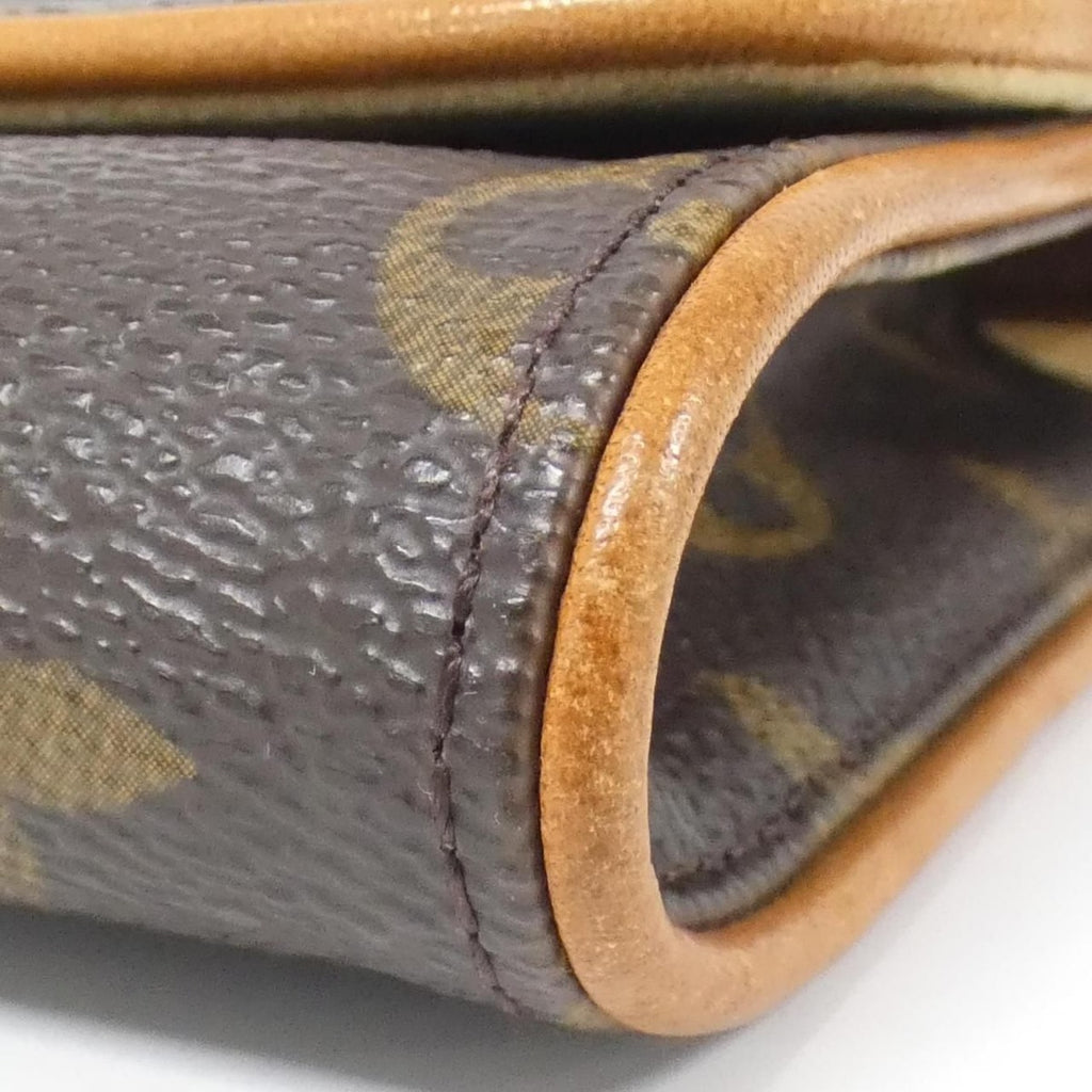Louis Vuitton Monogram Pochette Twin GM Shoulder Bag — view 3