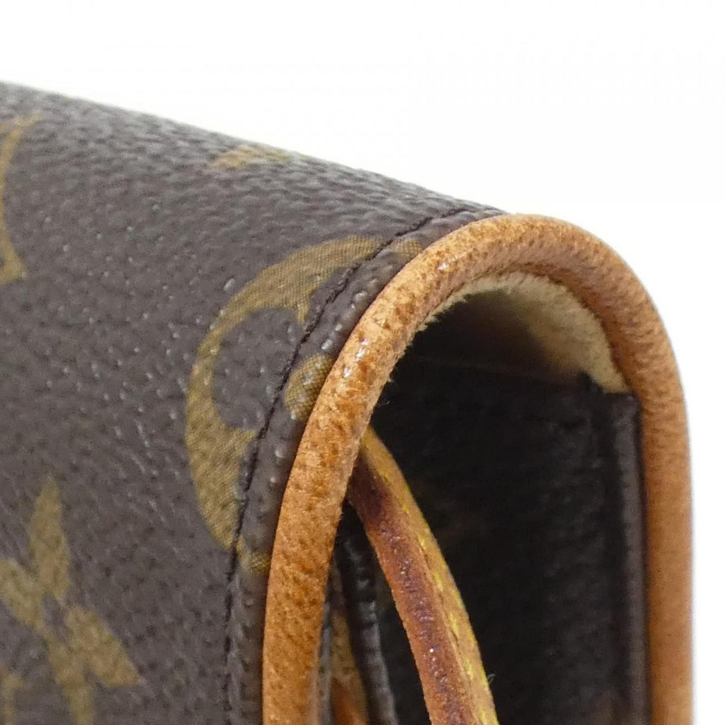 Louis Vuitton Monogram Pochette Twin GM Shoulder Bag — view 5