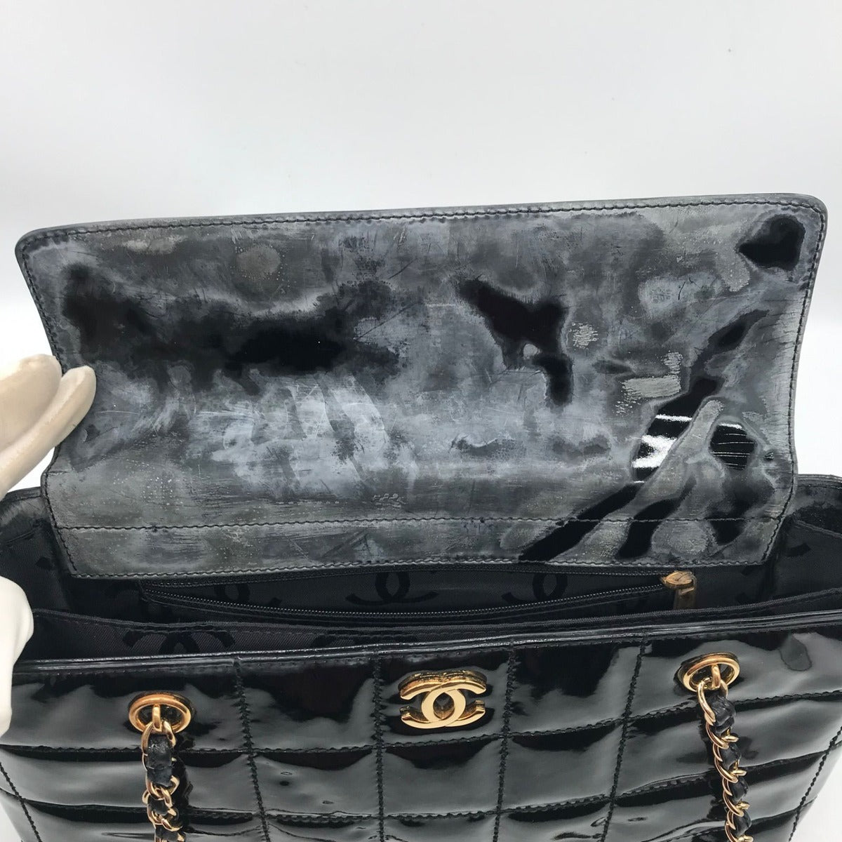 Chanel Enamel Chocolate Chain Shoulder Bag Price Negotiation Welcome — view 8