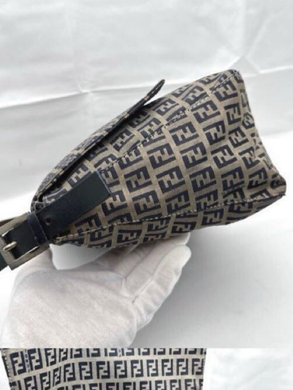 Fendi Mamma Zucca Bucket Baguette Navy Tan Flap Bag Purse Tote FF