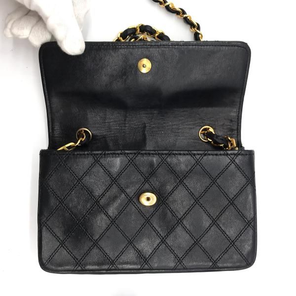 Chanel Bicolor Big CC Logo Mini Chain Shoulder Bag Black — view 7