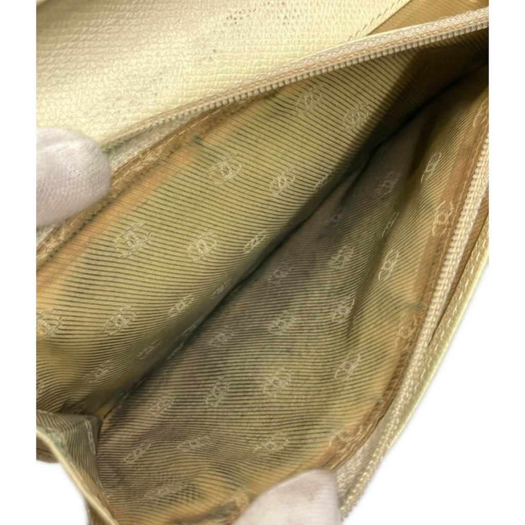 Chanel Wallet Gold Coco Button — view 8