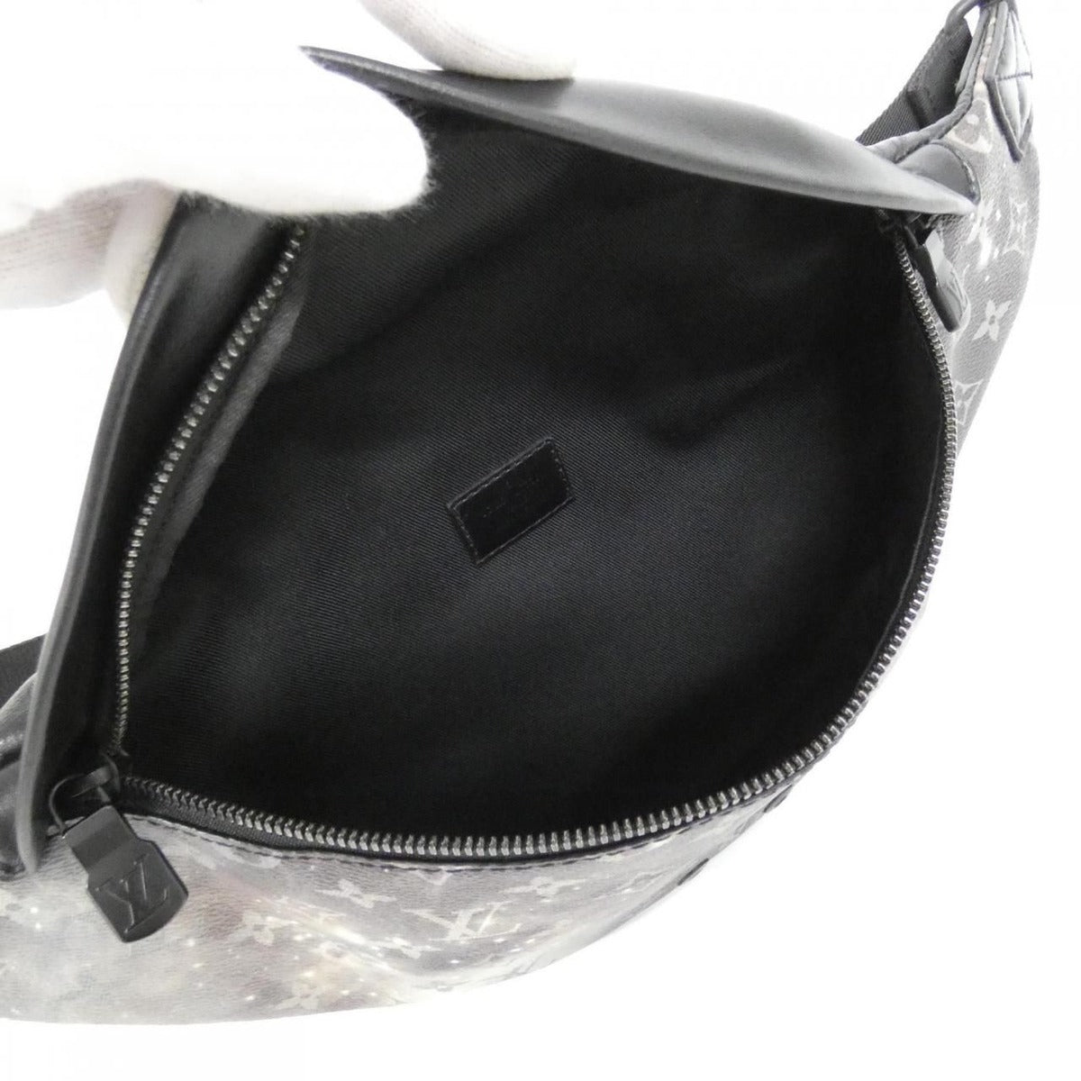 Louis Vuitton Monogram Galaxy Discovery Bum Bag Shoulder — view 8