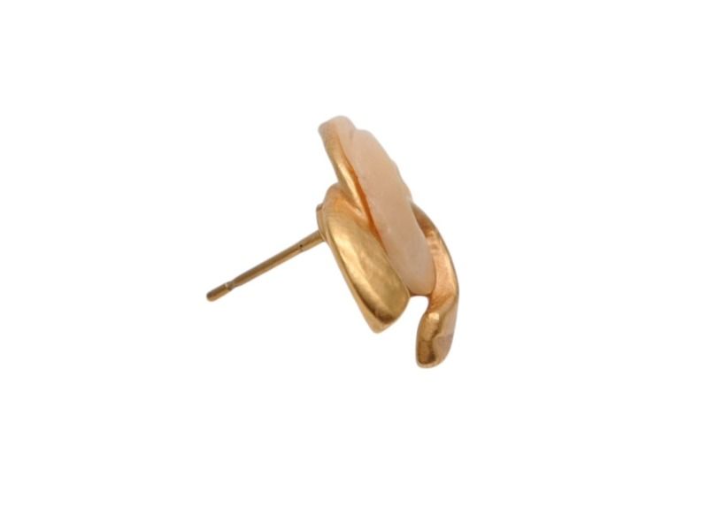 Chanel Earrings CC Logo Matte Gold Ivory — view 5