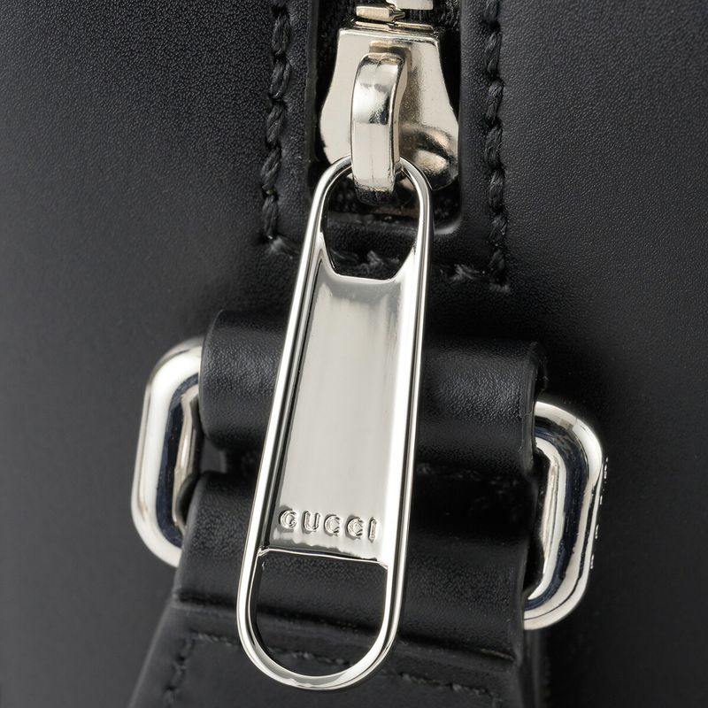 Gucci Shoulder Bag GG Supreme Beige Black — view 8