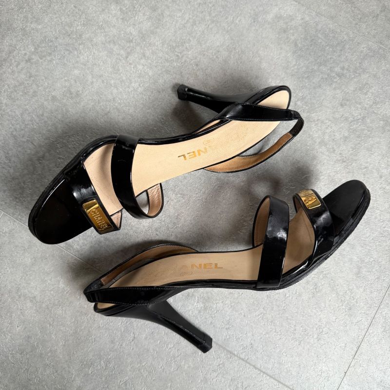 Chanel Logo Sandals Patent Leather Black Gold 37 — view 4