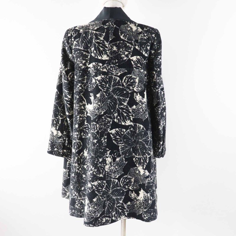 Chanel Cotton Partially Lined Silk Coco Mark Buttons Total Pattern Shawl — view 4