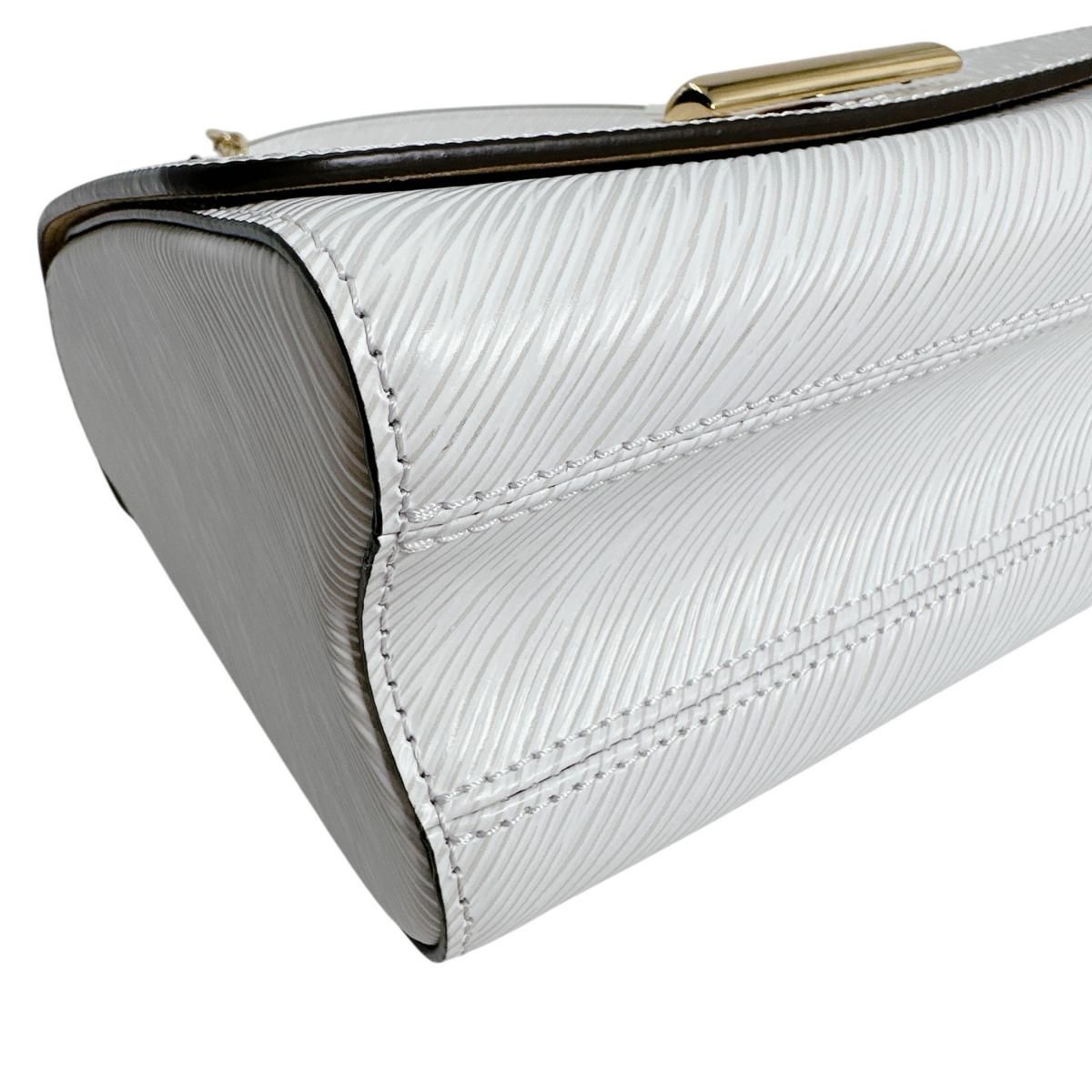 Louis Vuitton Epi Leather Twist MM Bron Shoulder Bag White — view 6