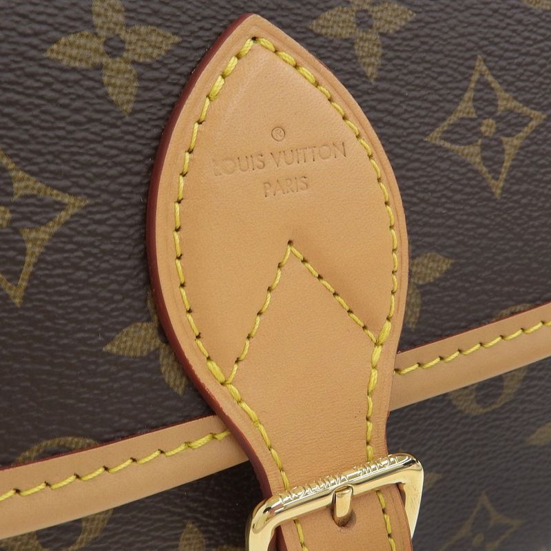 Louis Vuitton Monogram Diane Nm PM Shoulder Bag — view 4