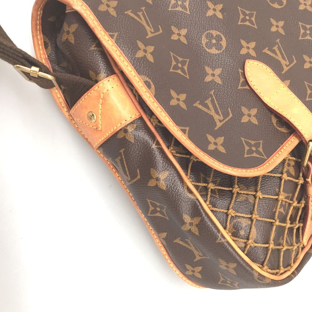 Louis Vuitton Shoulder Bag Monogram Congo MM — view 5