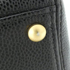 Chanel Shoulder Bag Gold — view 2