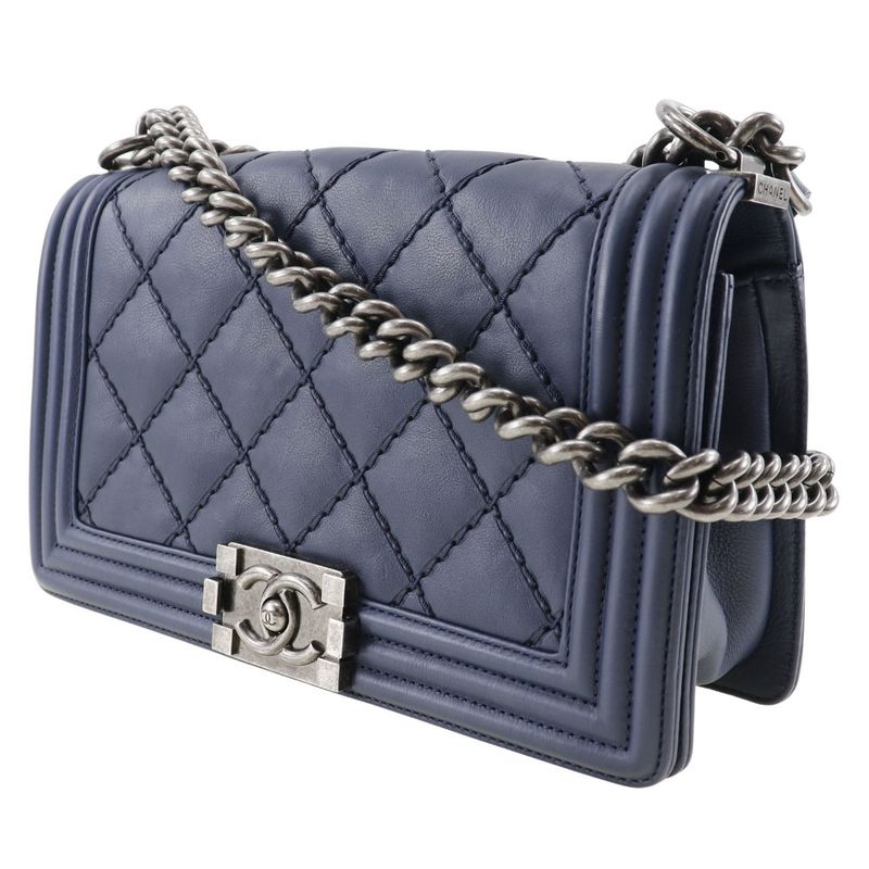 Chanel Boy Chain Shoulder Quilted Lambskin Navy Blue — view 2