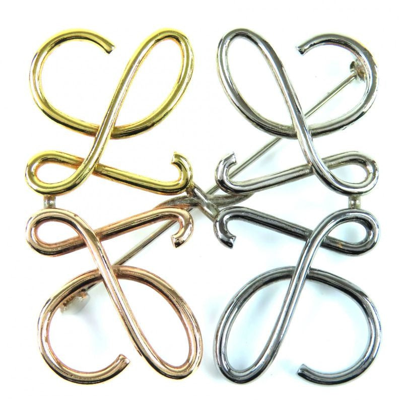Loewe Anagram 4 Color Brooch Gold Silver Bronze Metal Storage Bag — view 2