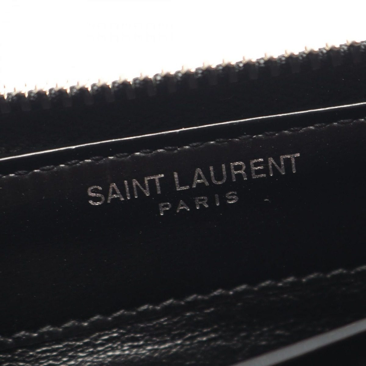 Saint Laurent Paris Round Wallet Cassandra Black Leather Tiny Monogram — view 4