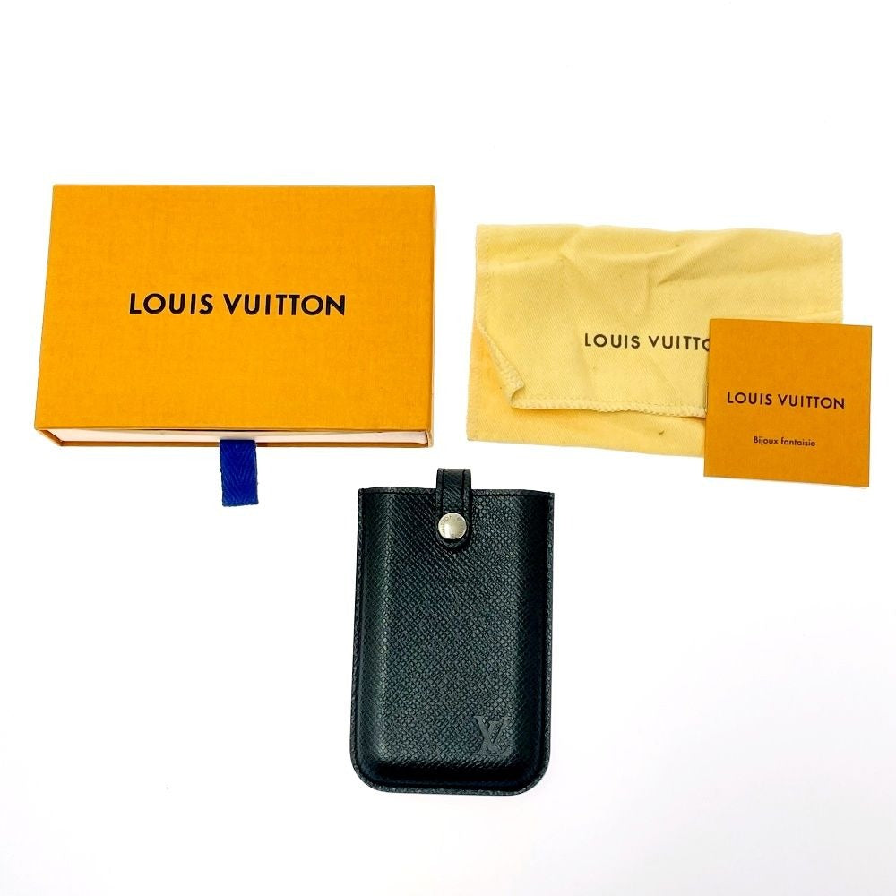 Louis Vuitton Taiga Porto Business Card Holder Black