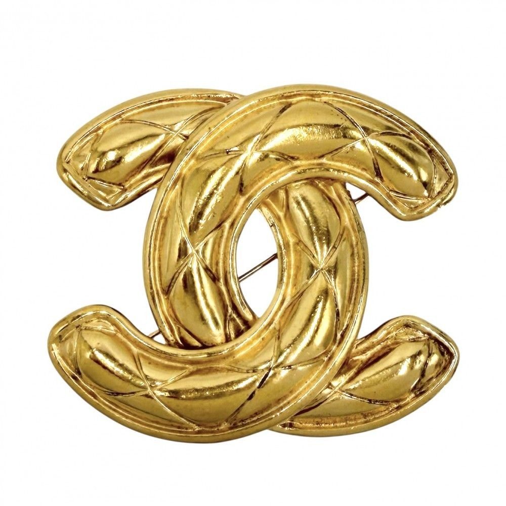 Chanel Brooch Quilted CC Logo Vintage Gold Plated