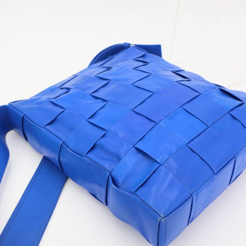 Bottega Veneta Cassette Leather Shoulder Bag — view 4