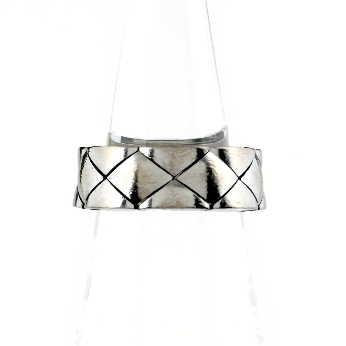Chanel Quilted Ring Ation on the metal.