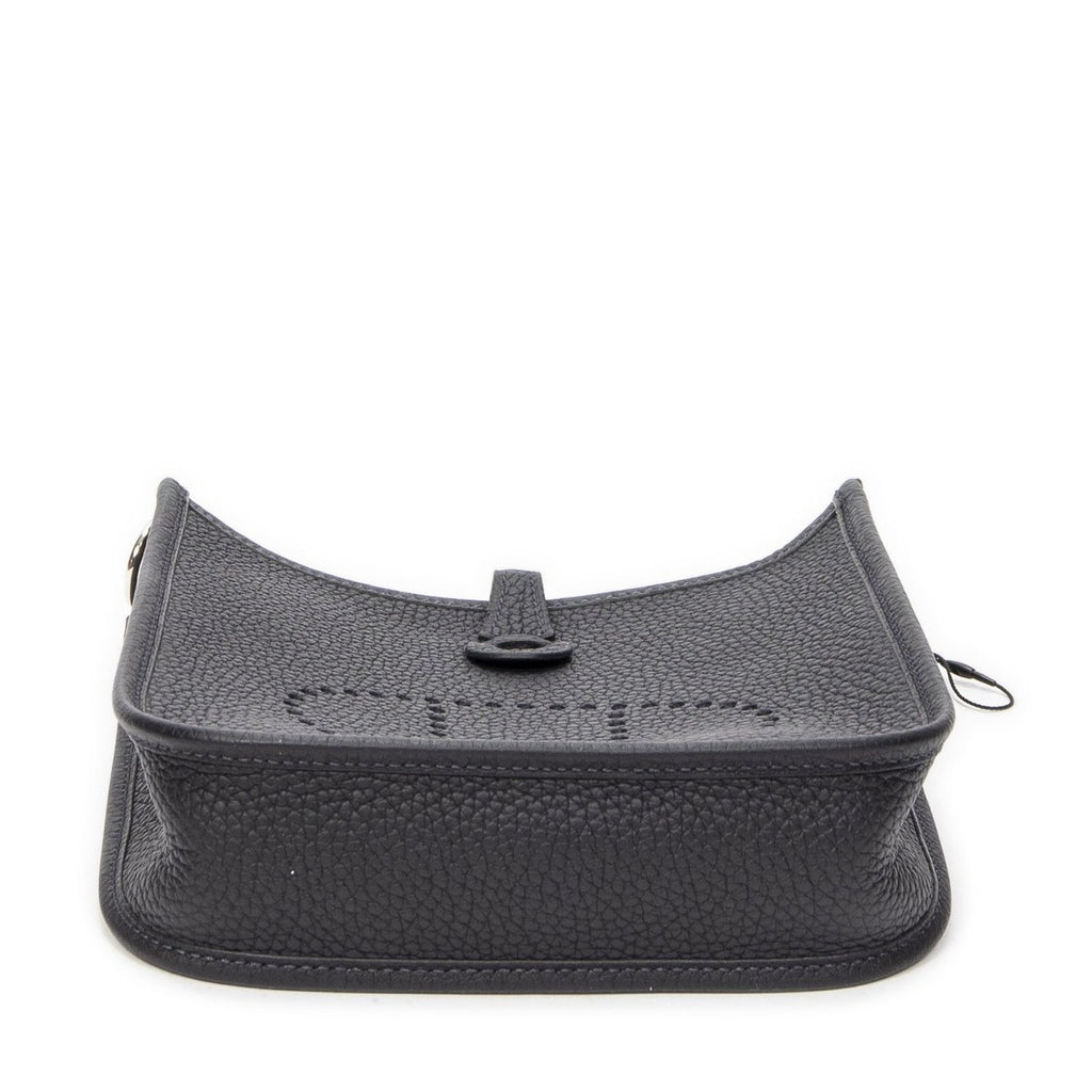 Hermes Evelyne Bull Nuit Clemence Leather Handbag — view 6
