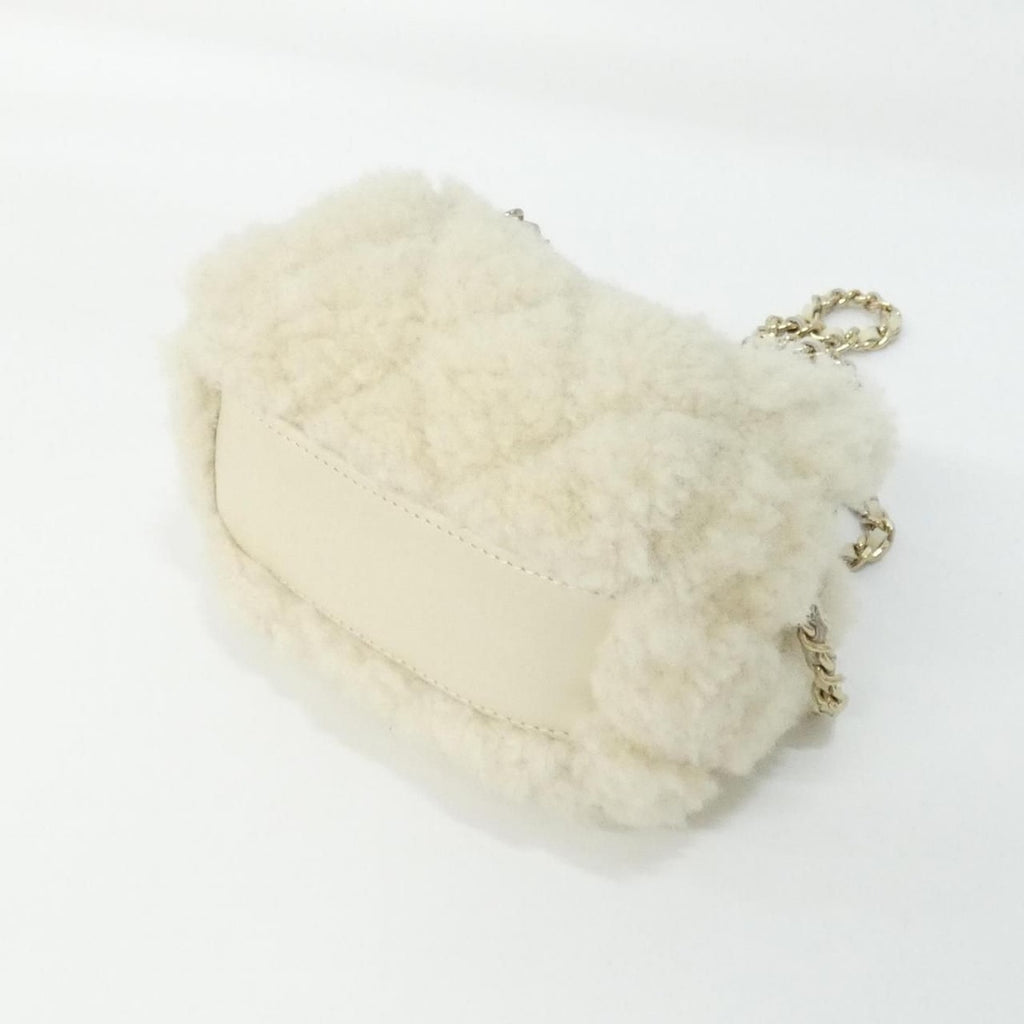 Chanel Chain Clutch Gold — view 3