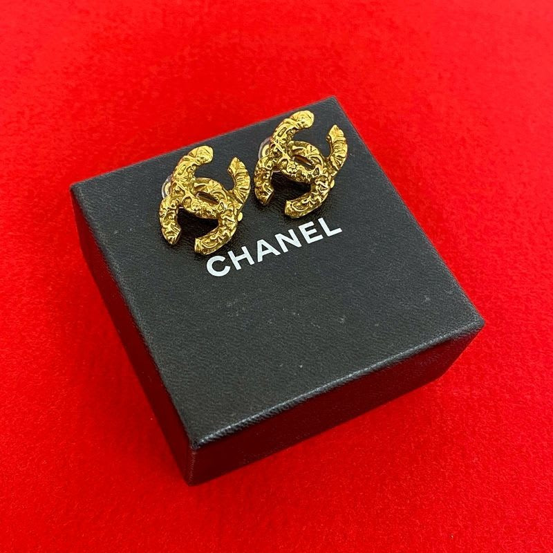 Chanel Vintage Coco Mark Lava Earrings Ear Cuff Accessories 93A — view 2