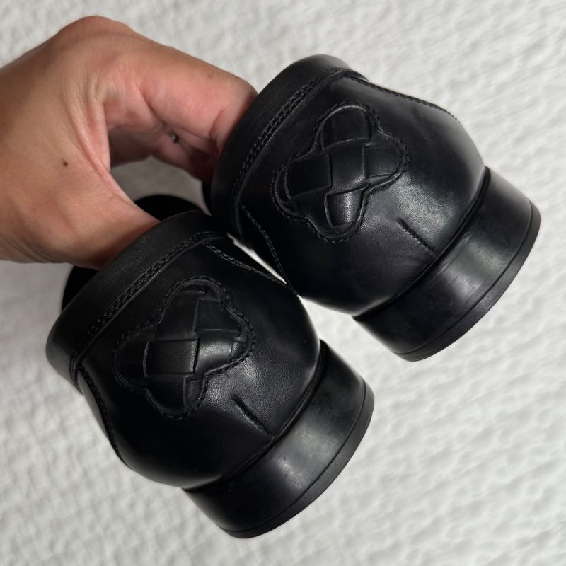 Bottega Veneta Intrecciato Leather Loafer 36 1 2 Black — view 8