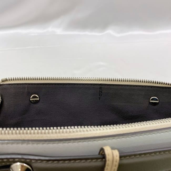 Fendi Shoulder Bag Bytheway Medium — view 9