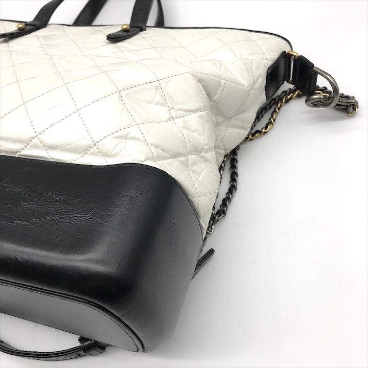 Chanel CC Logo Quilted Gabriel 2-Way White Bicolor Purse — view 6