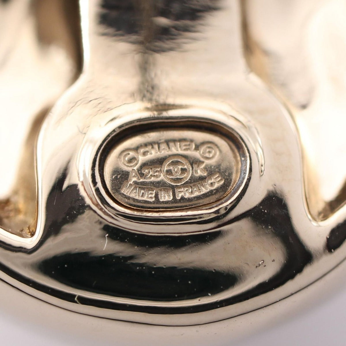 Chanel Earrings CC Logo — view 3