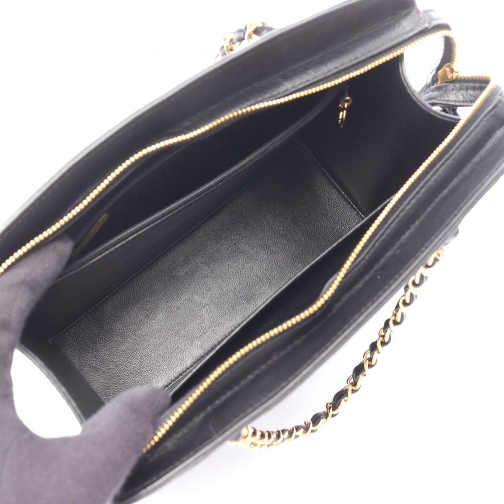 Chanel Handbag CC Logo Black Leather Turnlock Chain — view 3