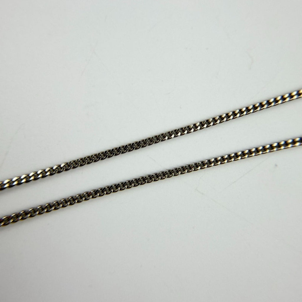 Chanel CC Logo Camellia Necklace Black Vintage — view 5