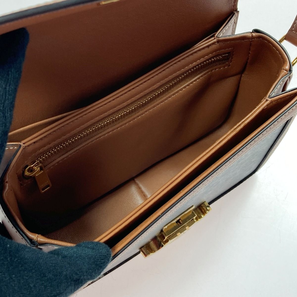 Celine Triomphe Shoulder Bag Bz4.04 lu Brown Leather — view 4