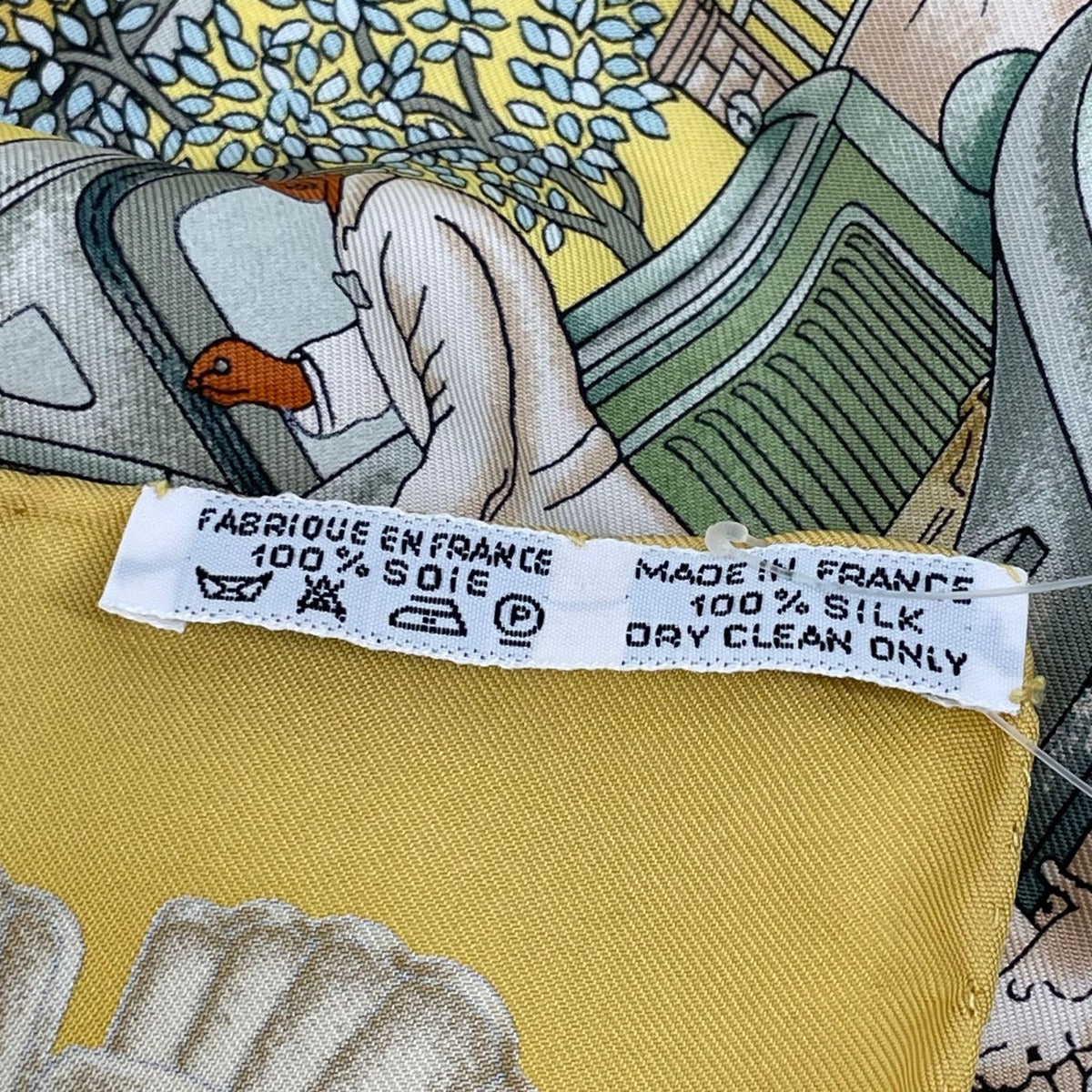 Hermes Scarf 100% Silk Carre 90 L'elegance Et le Confort en Automobile Comfort — view 8
