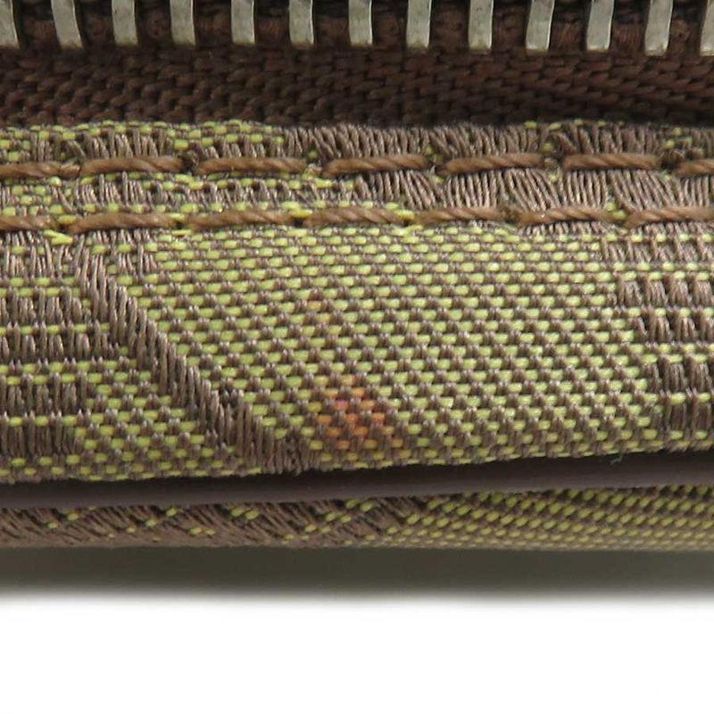 Chanel Pouch Clutch Bag New Travel Line — view 7