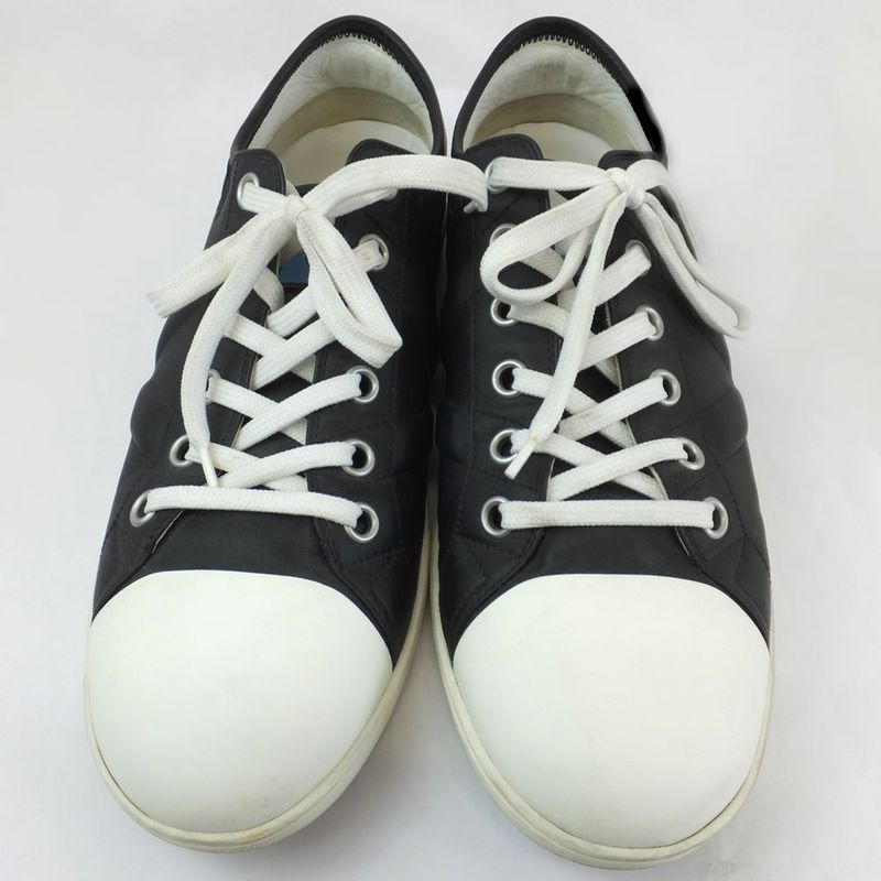 Louis Vuitton Low Cut Sneakers Black Size 7.5 — view 3