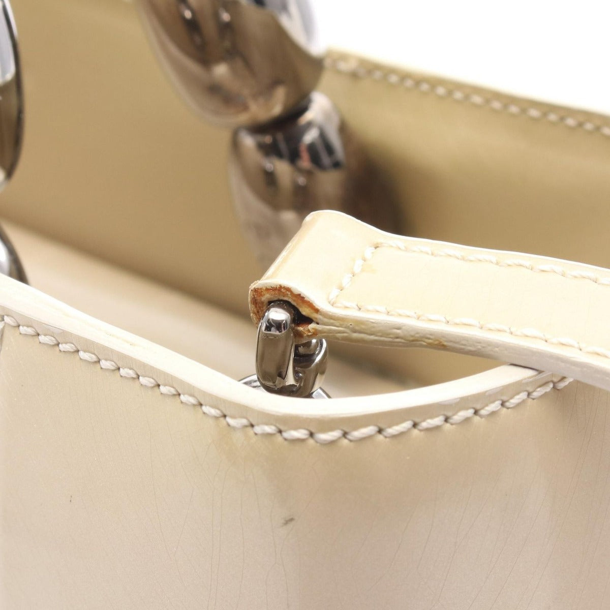 Dior Handbag Maris Pearl Beige Patent Leather 2-Way — view 7