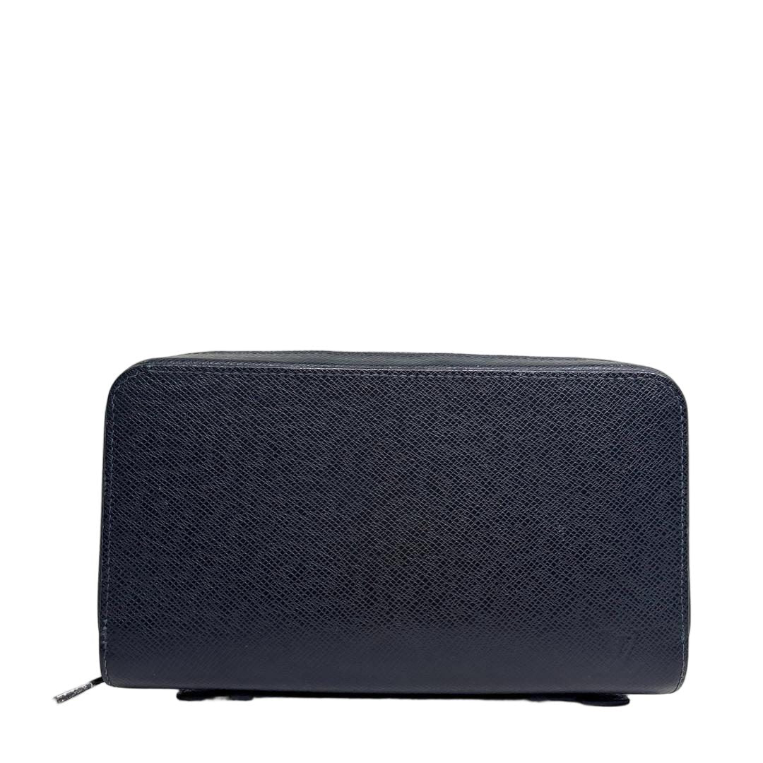 Louis Vuitton Taiga Zippy XL Wallet
