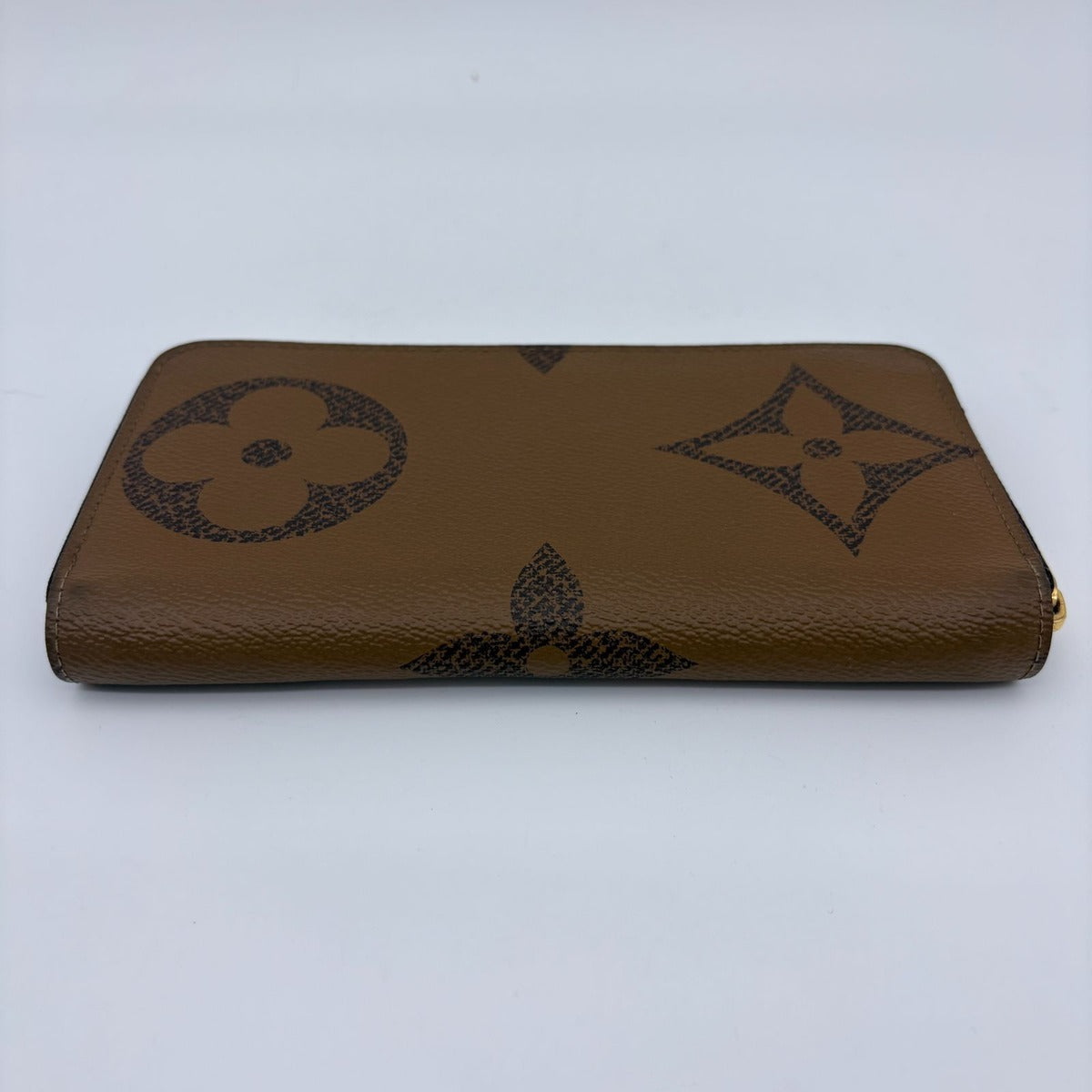 Louis Vuitton Monogram Giant Reverse Zippy Wallet Zip Around — view 9