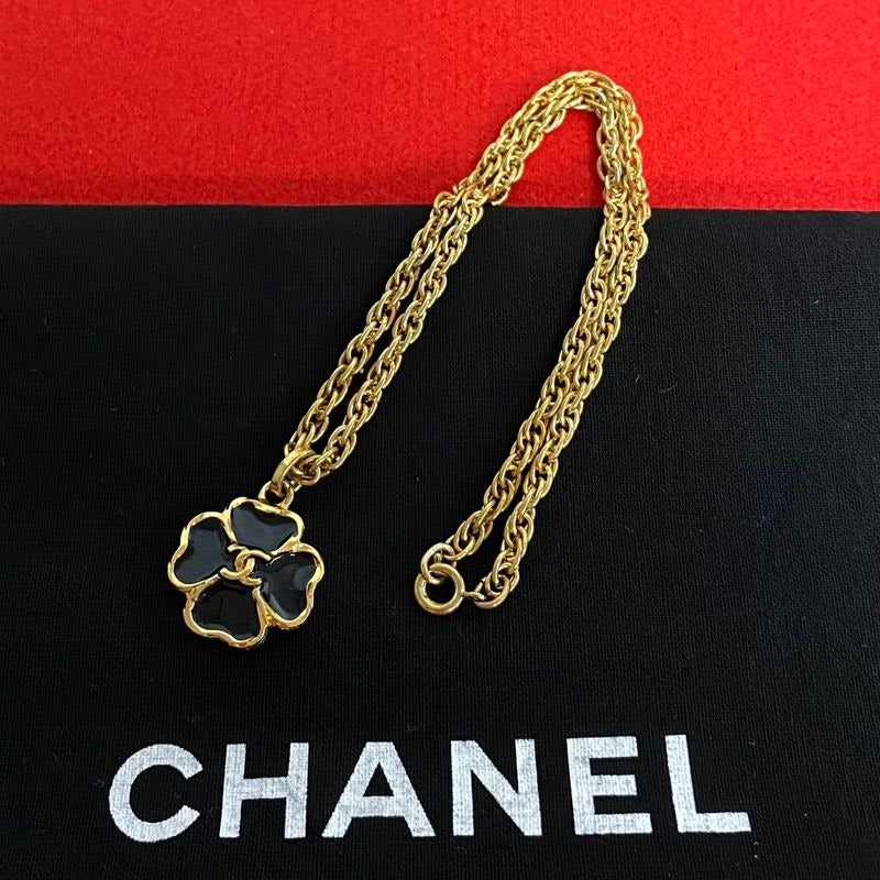 Chanel Vintage 3483 Engraved Coco Mark Clover Motif Chain Necklace Pendant — view 2