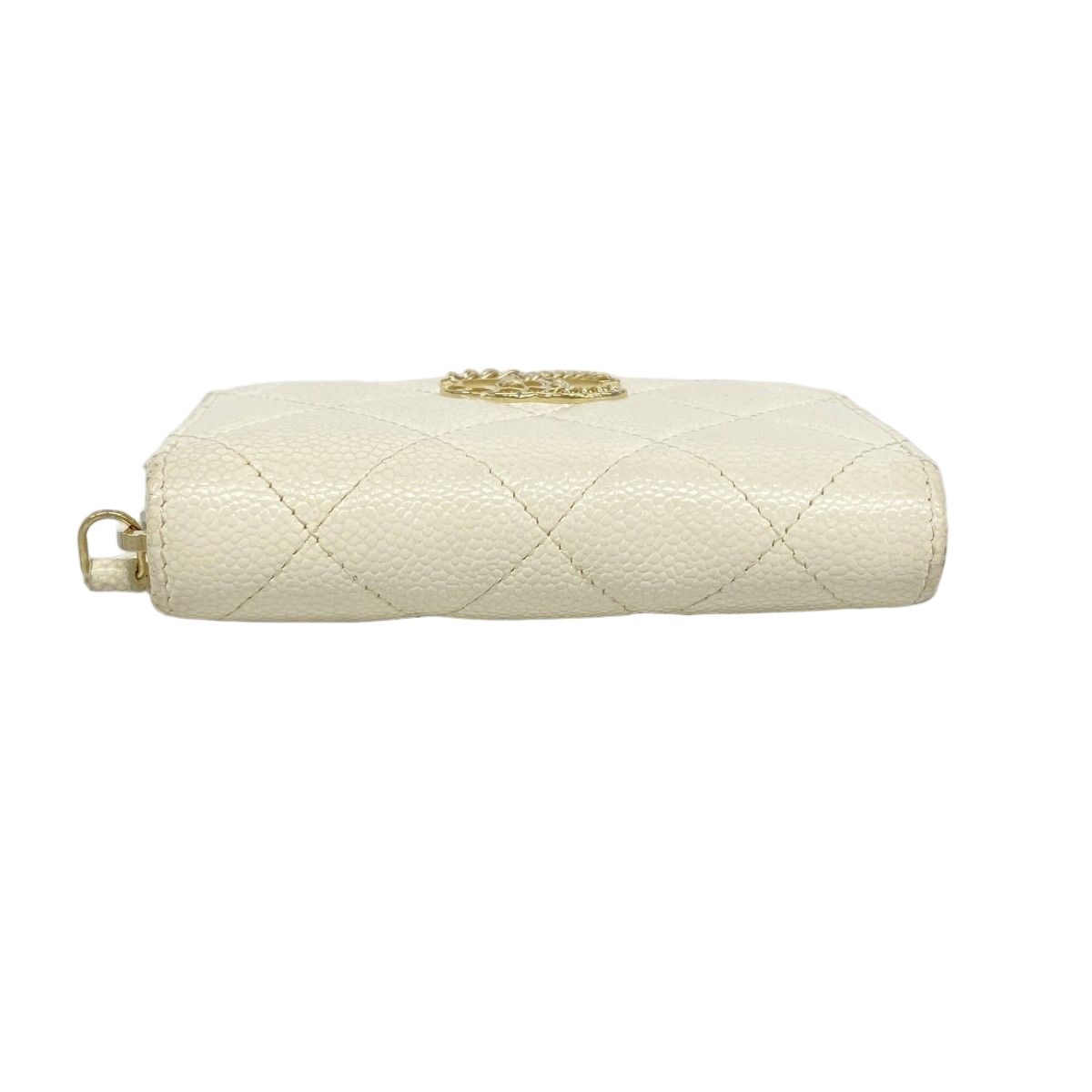 Chanel Coin Case Quilted Caviar Leather White Champagne Gold — view 2
