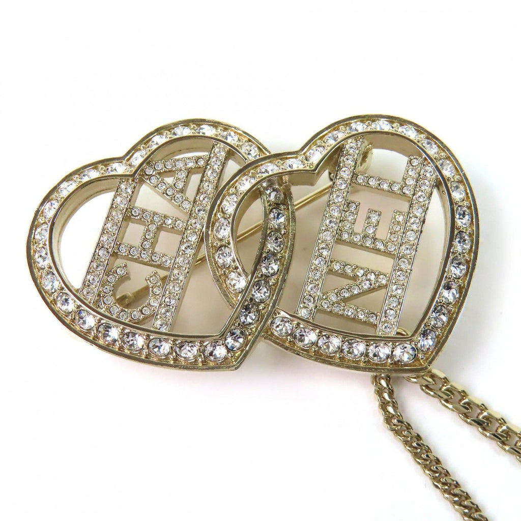 Chanel CC Logo Metal Strass Double Heart Chain Brooch Gold — view 3