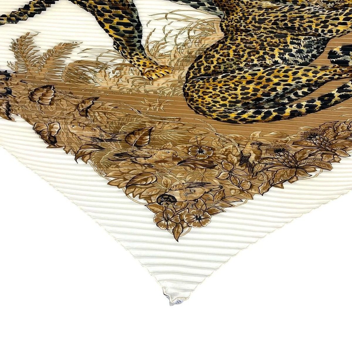 Hermes Scarf Pleated Silk Dip Dye Jungle Love White — view 5
