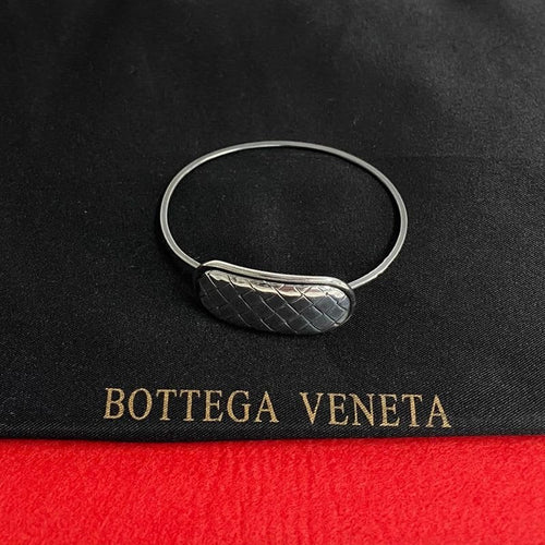 Bottega Veneta Intrecciato Silver Plated Bracelet Bangle Men Women 35993 — view 2