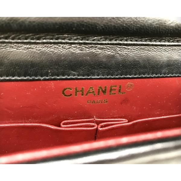 Chanel Quilted CC Logo Turnlock Limited Edition Chain Shoulder Bag Black — view 9