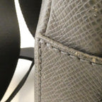 Louis Vuitton Taiga Avenue Sling Bag Gris — view 8