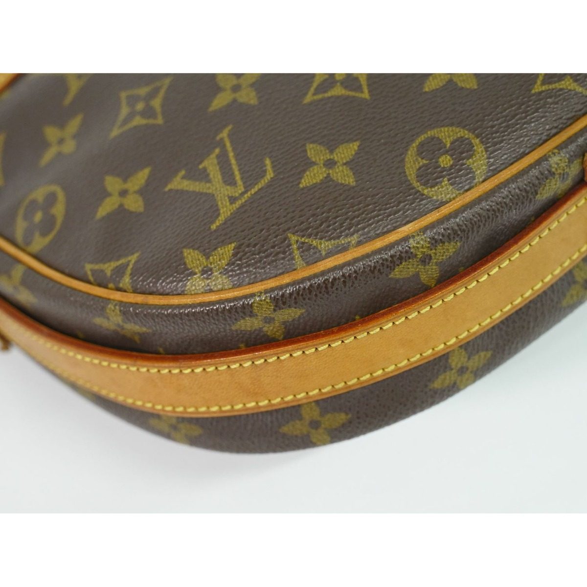 Louis Vuitton LV Jeune Fille Monogram Shoulder Bag Pochette Brown — view 7