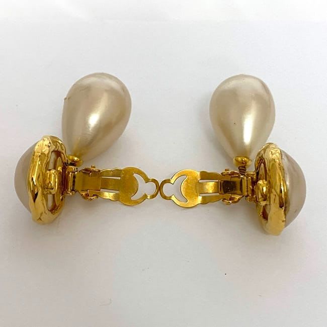 Chanel Gold Pearl White Coco Mark — view 5